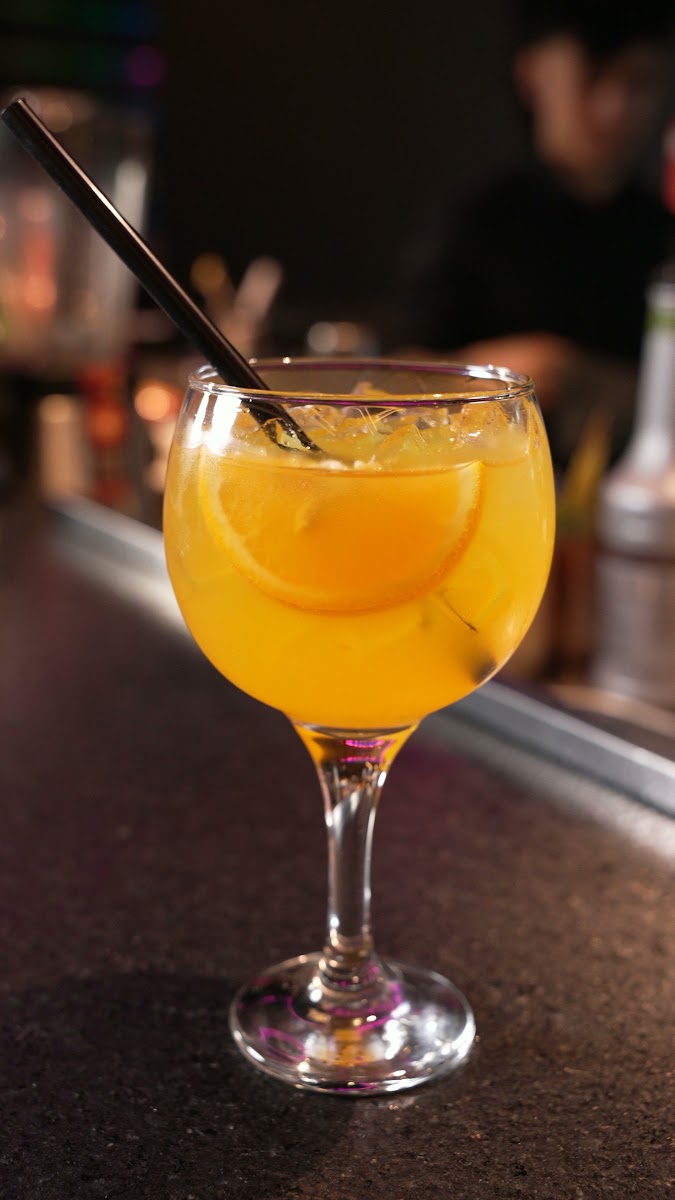 Drink servido no bar SulJan